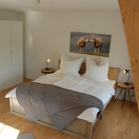 Ferienwohnung Im Gulfhof Krummhörn Εξωτερικό φωτογραφία